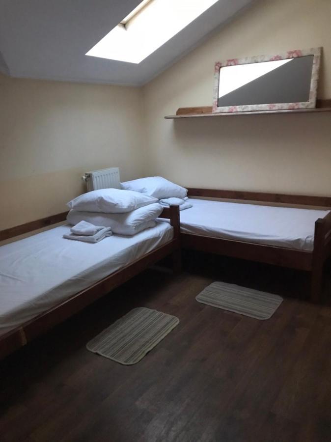 Кімнати В Центрі Otel Ujgorod Dış mekan fotoğraf