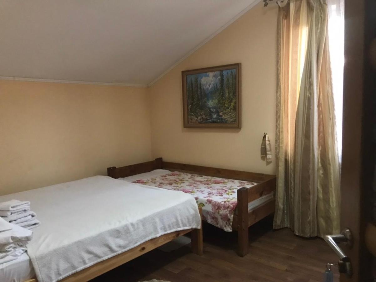 Кімнати В Центрі Otel Ujgorod Dış mekan fotoğraf
