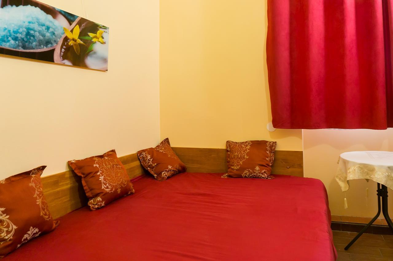 Кімнати В Центрі Otel Ujgorod Dış mekan fotoğraf